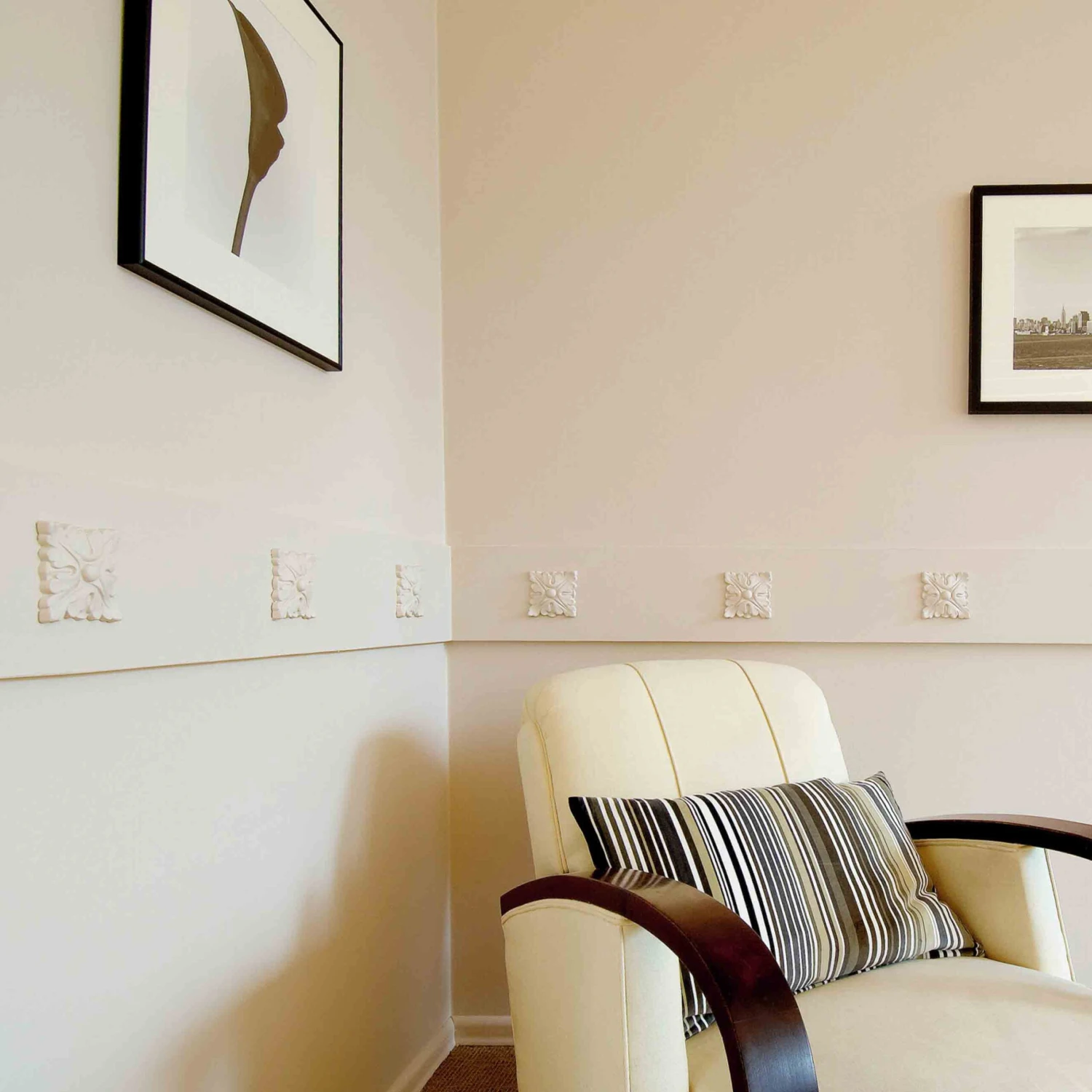 Rosace Sublime NMC ARSTYL R13 100 Mm X 100 Mm Polyuréthane Résistant à L'impact Blanc 2 Rosace Sublime NMC ARSTYL R13 100 Mm X 100 Mm Polyuréthane Résistant à L'impact Blanc – Image 2