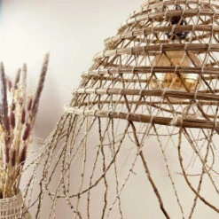 Abat-jour Forme Dôme En Branches De Palmier Dattier -Décoration Intérieur suspension demi lune en branches de palmier 3