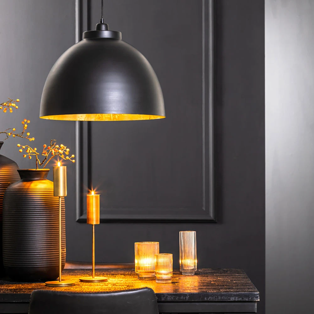 Suspension Kylie Noire En Métal Intérieur Doré Antique 2 Suspension Kylie Noire En Métal Intérieur Doré Antique – Image 2