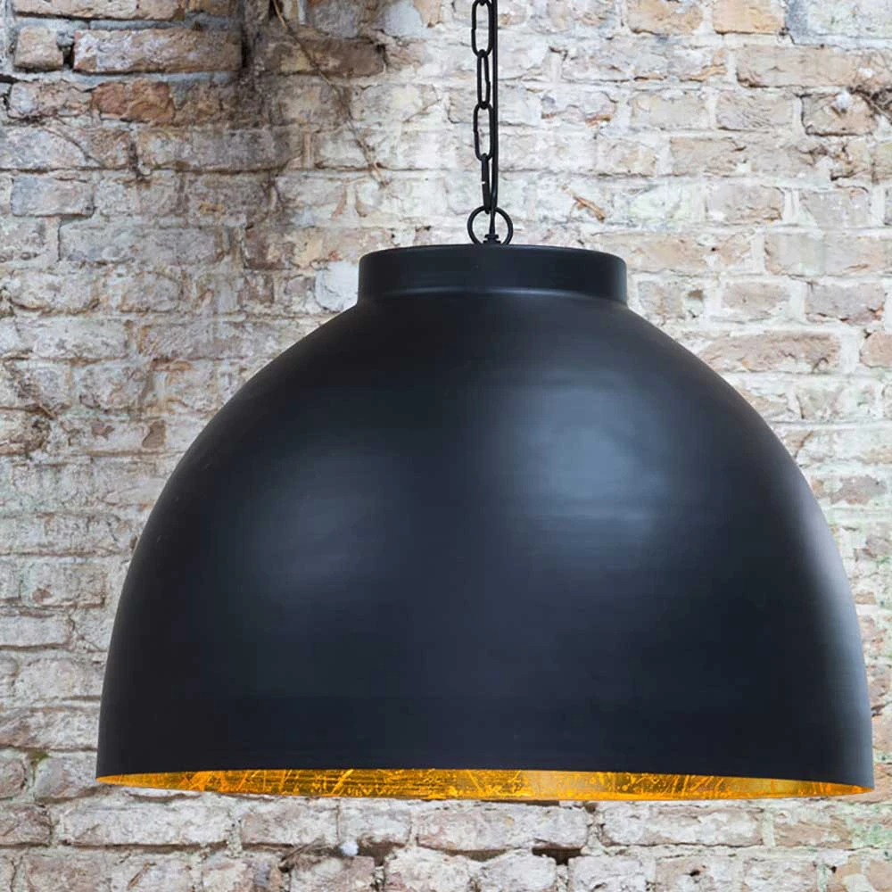 Suspension Kylie Noire En Métal Intérieur Doré Antique 5 Suspension Kylie Noire En Métal Intérieur Doré Antique – Image 5